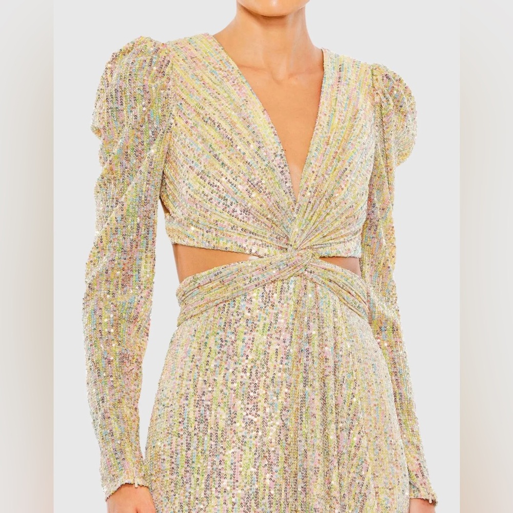 Gold Metallic Puff Sleeve Front Twist Cut Out Gown - Picture 4 of 5